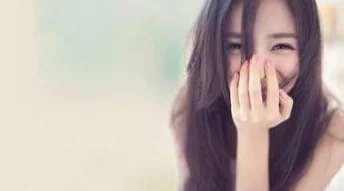 东南亚大美女久久，真是让人惊艳，她的美丽和气质令人难以忘怀！