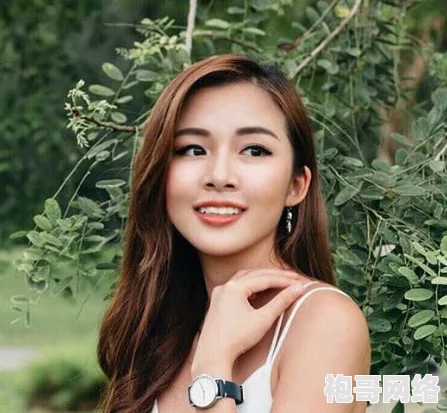 东南亚大美女久久，真是让人惊艳，她的美丽和气质令人难以忘怀！
